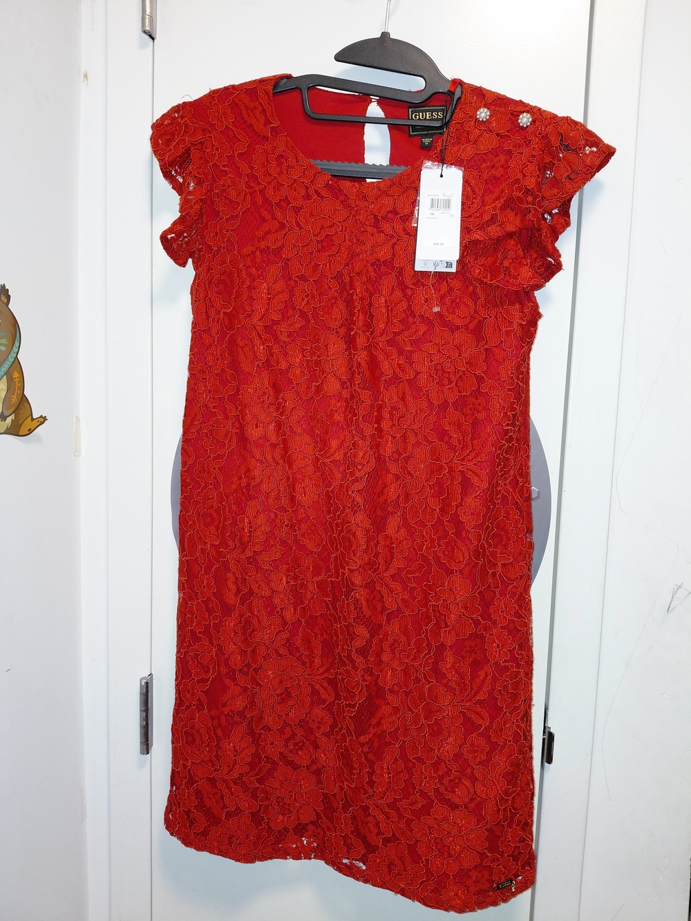 GUESS Vibrant Red Lace Sheath Dress with Cap Sleeves
